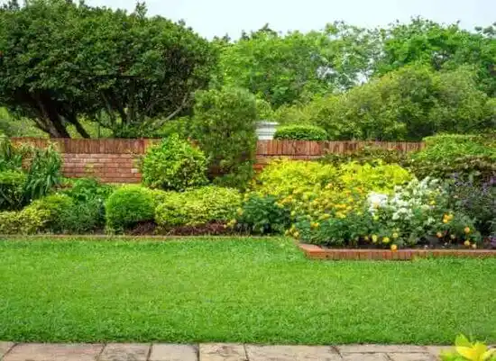 landscaping services Lonsdale